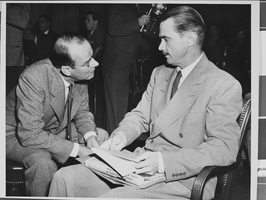 Photograph of Howard Hughes at hearing, Washington, August 06, 1947