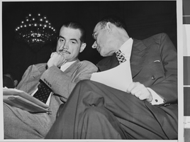 Photograph of Howard Hughes at hearing, Washington, August 06, 1947