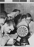 Photograph of Howard Hughes at hearing, Washington, August 07, 1947