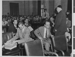 Photograph of Howard Hughes at hearing, Washington, August 07, 1947
