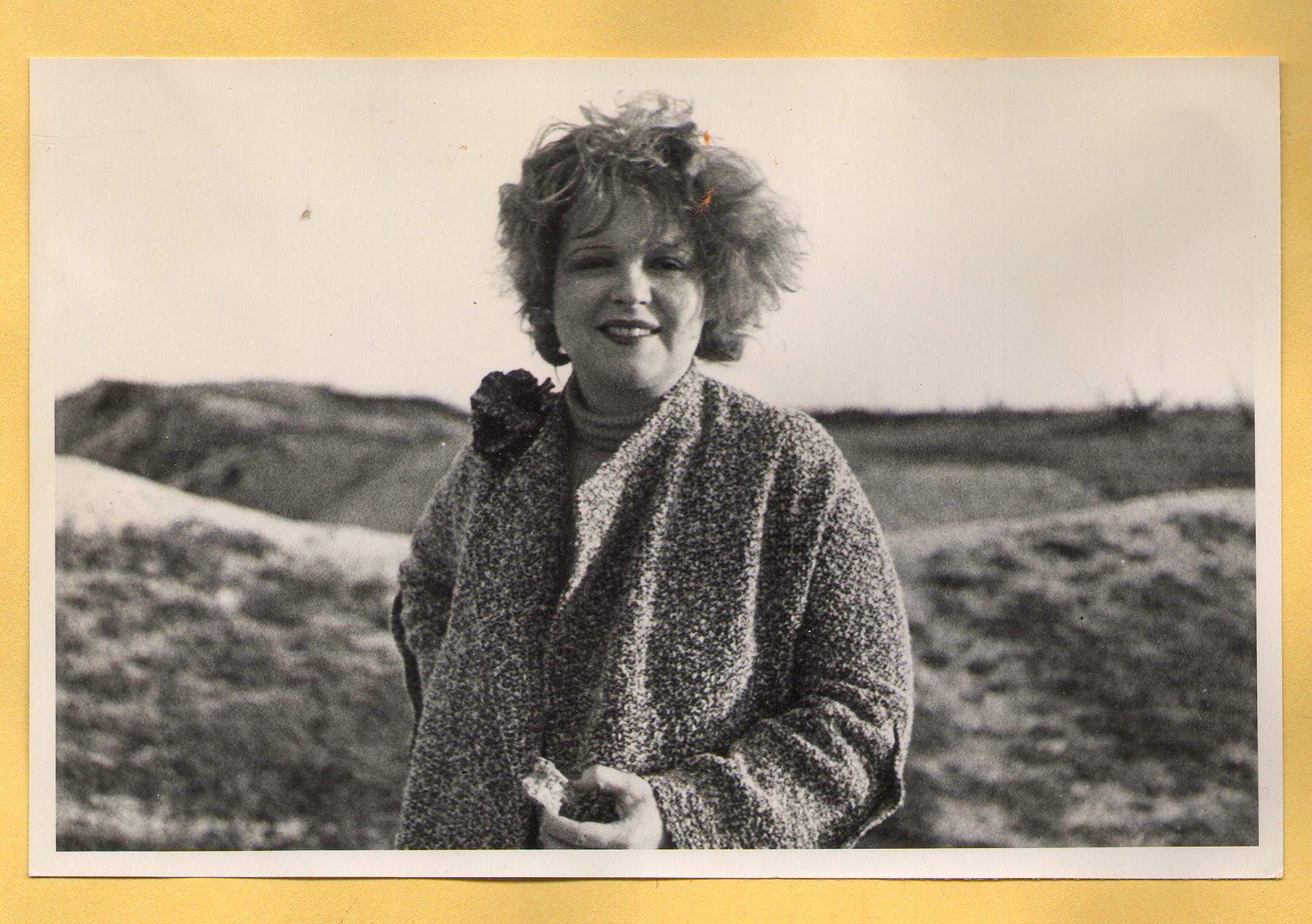 Clara Bow Bell: photographic print