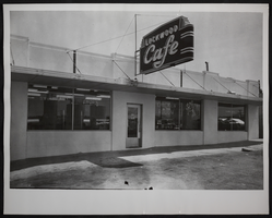 Photograph of Lockwood Cafe, Kingman, Arizona circa 1940s