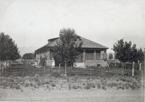 Photograph of the Eglington Ranch home, Las Vegas, 1916