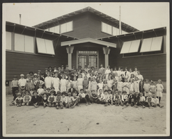 Black-and-white photograph of Harold Stocker's school, Riverbank, California, 1910-1913