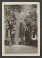 Black-and-white photograph of 227 N. 4th Street Reading, Pennsylvania, circa 1890-1910