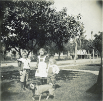Photograph of Florence, James and Herbert Squires in Los Angeles, circa early 1900s