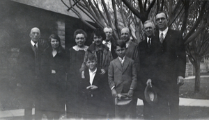 Photograph of Squires family members and friends, circa 1926