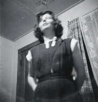 Black-and-white photograph of a woman, circa early to mid 1900s