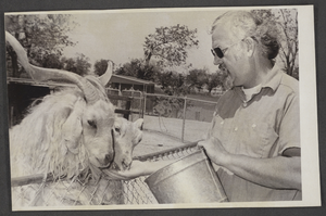 Photograph of man at Las Vegas Valley Zoo, Las Vegas Valley, 1976