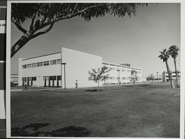 Photograph of Lilly Fong Geoscience Building, University of Nevada, Las Vegas, circa early 1970s