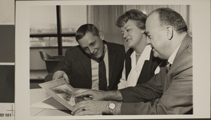 Photograph of Hal Erickson and others, University of Nevada, Las Vegas, February 02, 1970