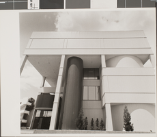 Photograph of James Dickinson Library, University of Nevada, Las Vegas, October 01, 1981