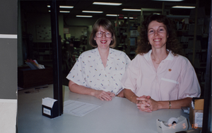 Photograph of Joan Rozzi and Carmen Stern, University of Nevada, Las Vegas, May 1992