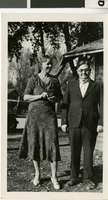 Photograph of Floss and Sam Lawson, circa early to mid 1900s