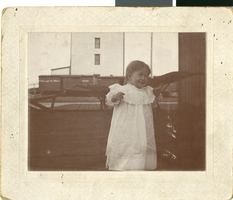Photograph of Maurine Hubbard Wilson, circa early 1900s