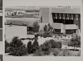 Photograph of the Life Sciences building, University of Nevada, Las Vegas, circa 1980s