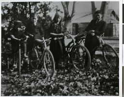 Photograph of the Von Tobel children, Las Vegas, December 25, 1923