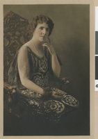 Photograph of an unidentified woman, circa 1920s
