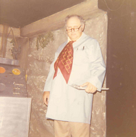 Photograph of Jay Sarno on the set of "Diamonds Are Forever," 1971