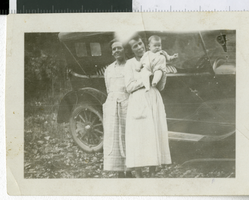 Black-and-white photograph of Emily Ball, Wanda Moser, and Eleanor Moser, Las Vegas, Nevada, 1910-1930