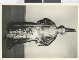 Photograph of a performer costumed as an Arabian sultan, Dunes Hotel, Las Vegas (Nev.), 1957-1960s