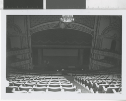 Photograph of the interior of the Shubert Theatre, Cincinnati (Ohio), 1970