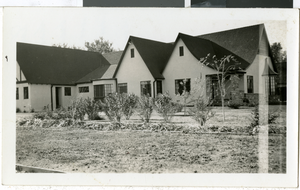 Photograph of Cyril and Lottie Wengert's home, Las Vegas (Nev.), 1950 -1969