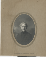 Photograph of Margaret Brown Henderson, early 1900s