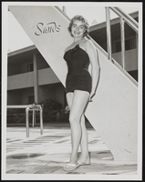 Beauty pageant winners: photographs