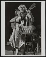 Singer Joni Mitchell: photograph