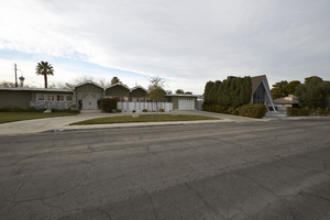 Mid Century Architecture Examples in Las Vegas: digital photograph