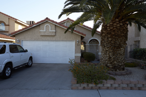 Single family housing near E. Sahara and S. Eastern Avenues, Las Vegas, Nevada: digital photograph