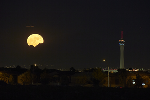 Moon and Stratosphere Tower: digitial images: digital photograph