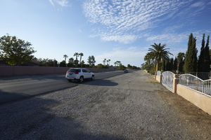 Different development pattern on South Torrey Pines Drive, Las Vegas, Nevada: digital photograph