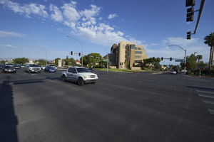 Teddy Drive at West Sahara Avenue looking west, Las Vegas, Nevada: digital photograph