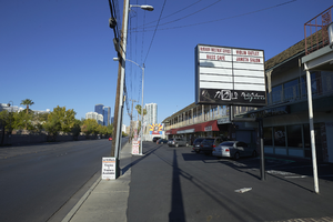 East Karen Avenue near East Sahara Avenue west of Maryland Parkway, Las Vegas, Nevada: digital photograph