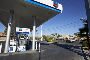 Gas staion on Jones Boulevard and West Sahara Avenue, looking northwest, Las Vegas, Nevada: digital photograph