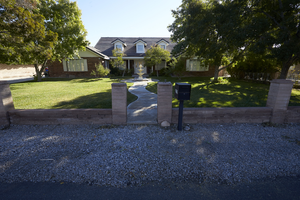 Single family residence on Cimarron Road north of West Sahara Avenue, looking east, Las Vegas, Nevada: digital photograph
