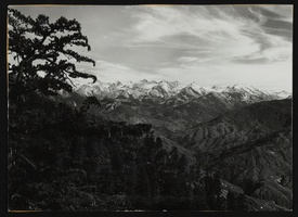 Sierra Crest as seen from top of Moro Rock in Sequoia National Park: photographic print