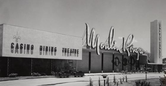 façade of the Moulin Rouge Hotel
