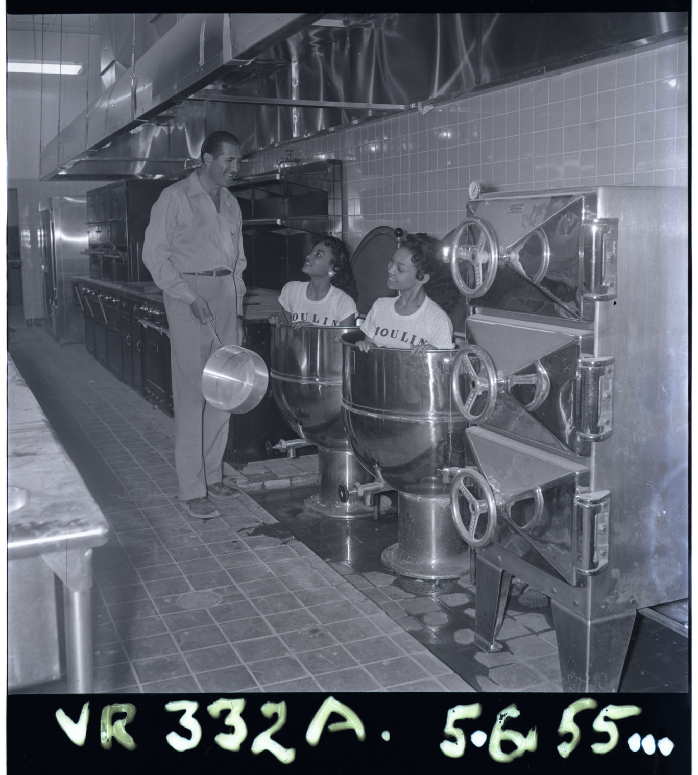 Publicity, Image 01