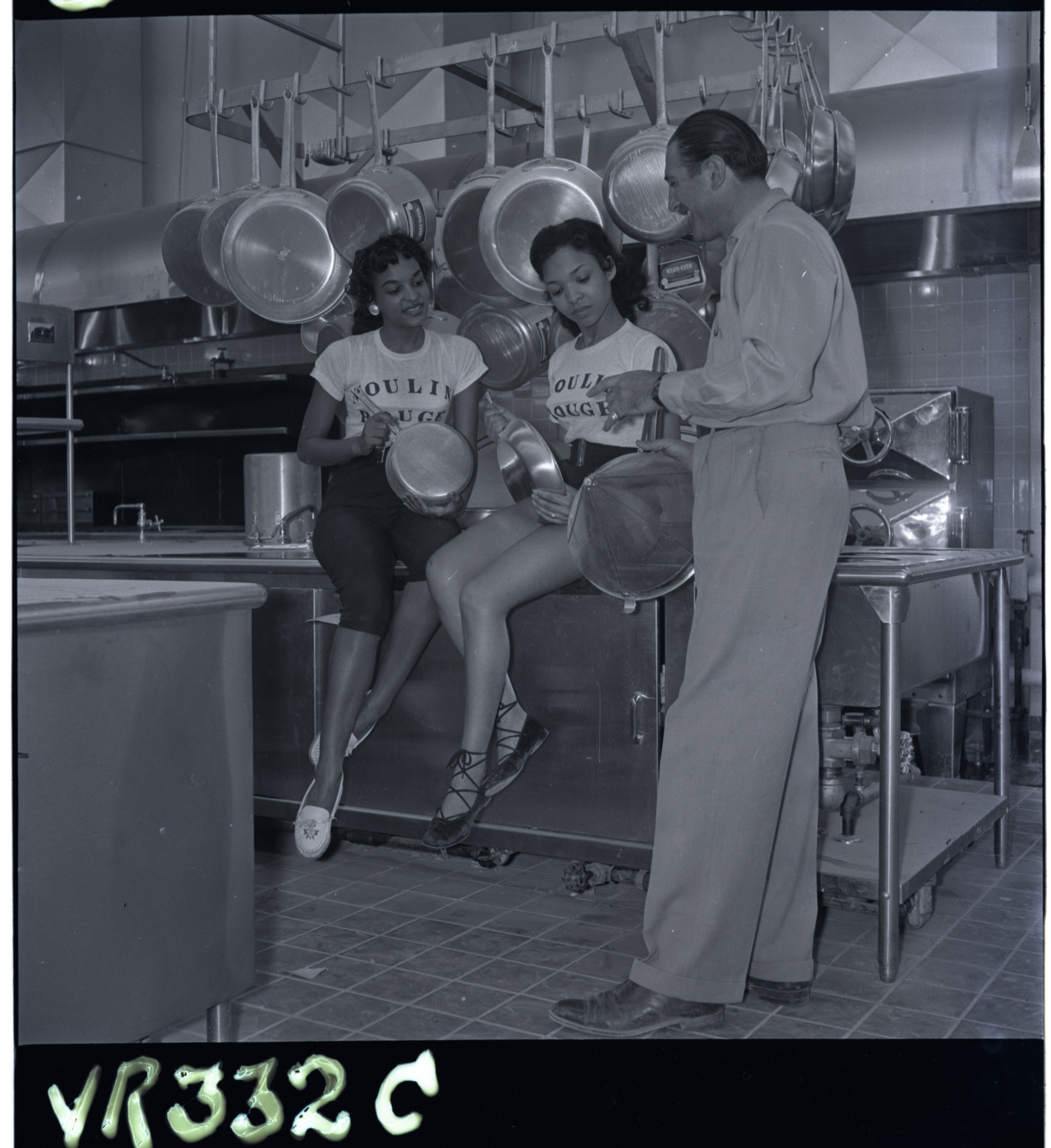 Publicity, Image 03