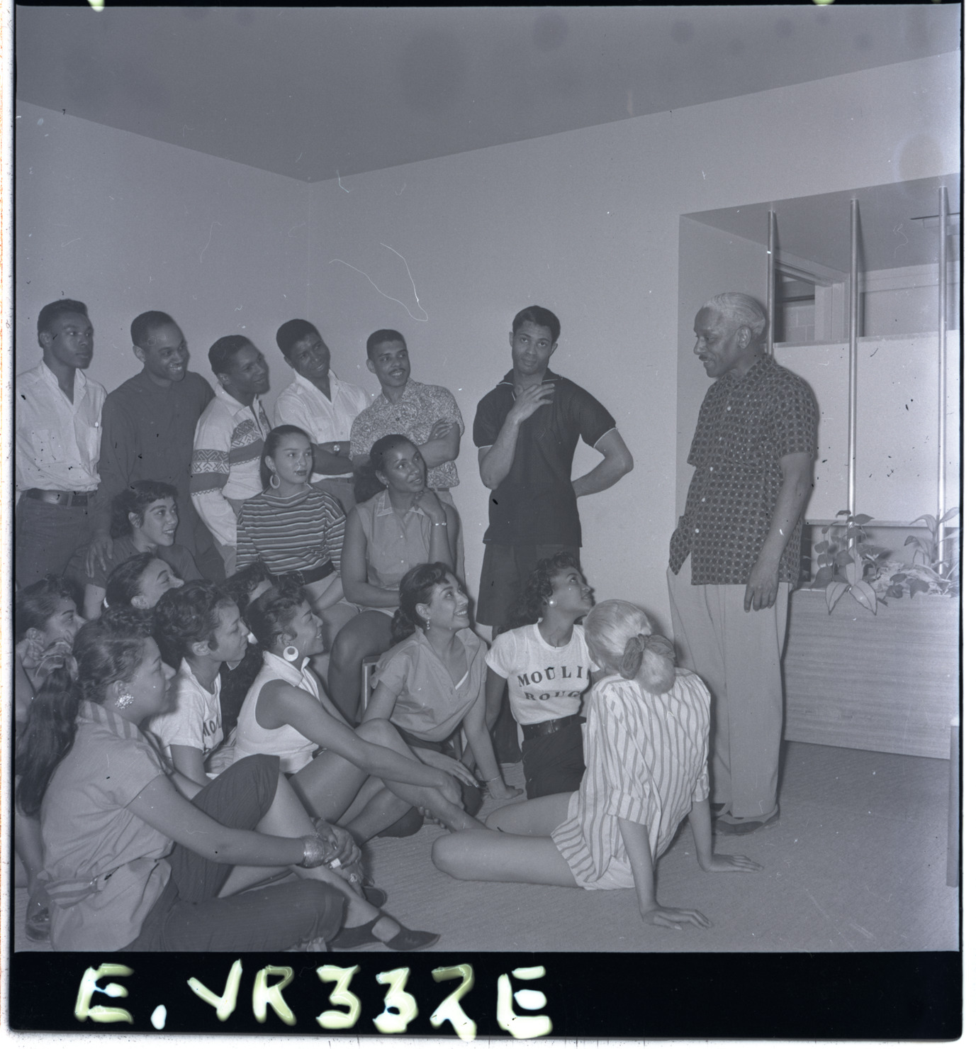 Preparations, Image 01