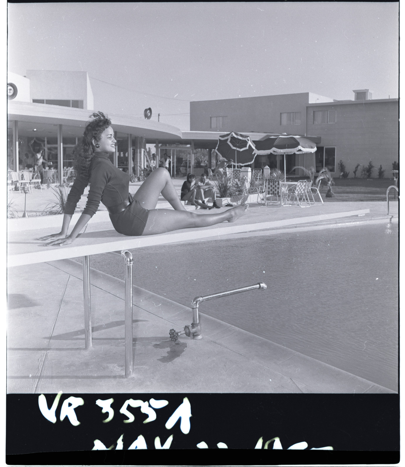 Swimming pool, Image 01