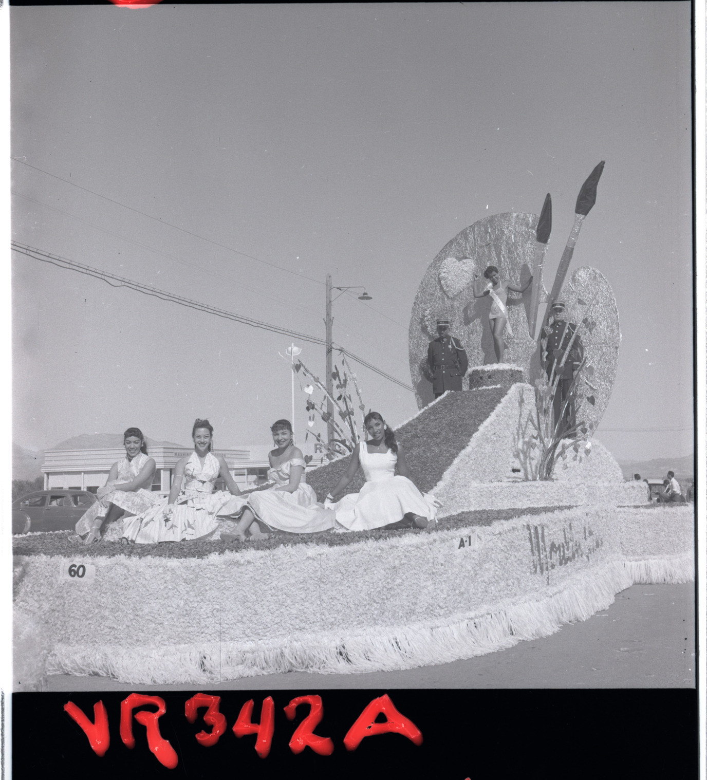 Helldorado float, Image 01