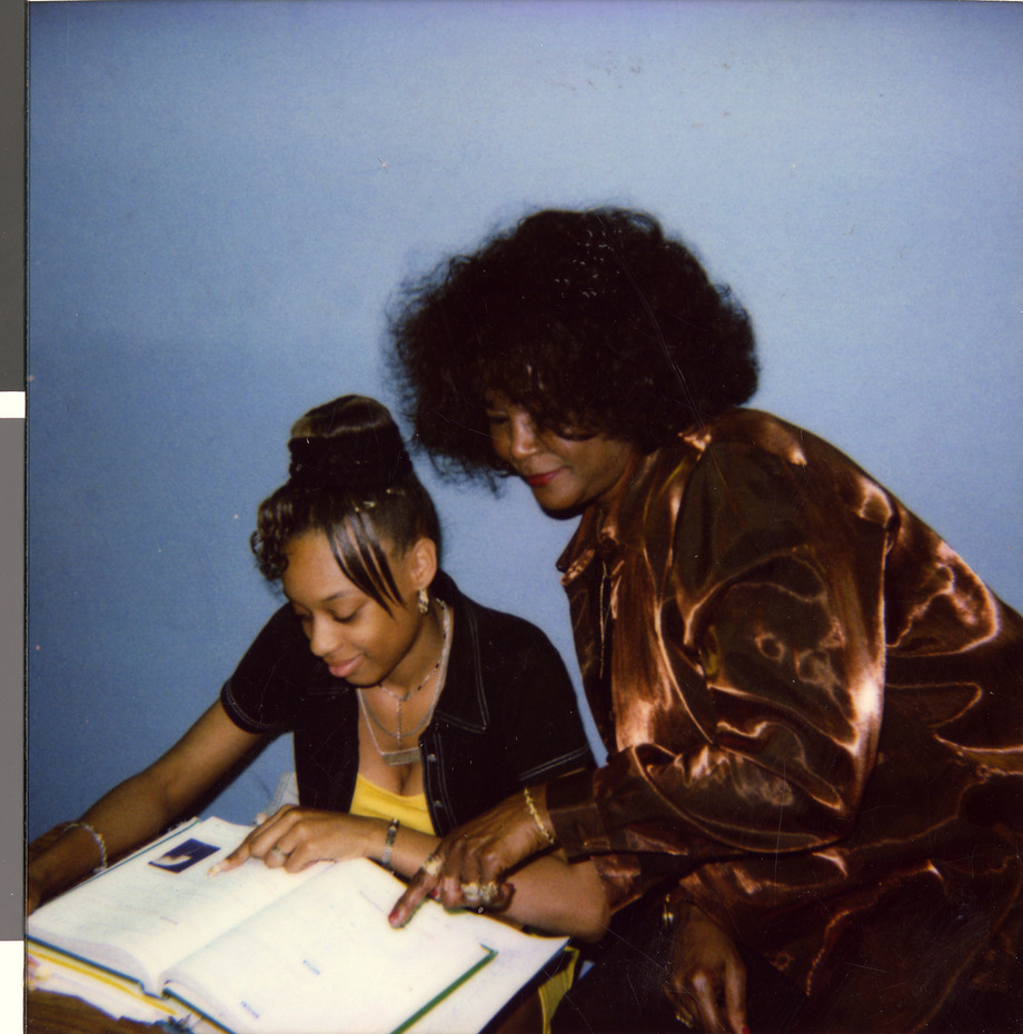 Marzette Lewis with math class, Image 01