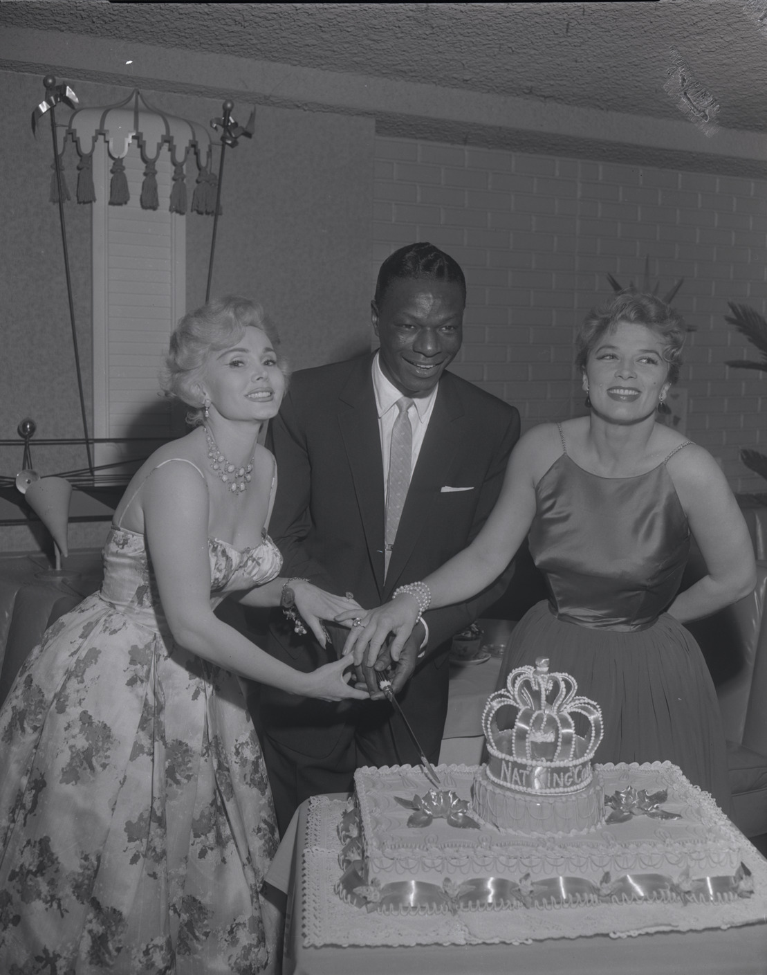 Cole and Gabor, Image 01