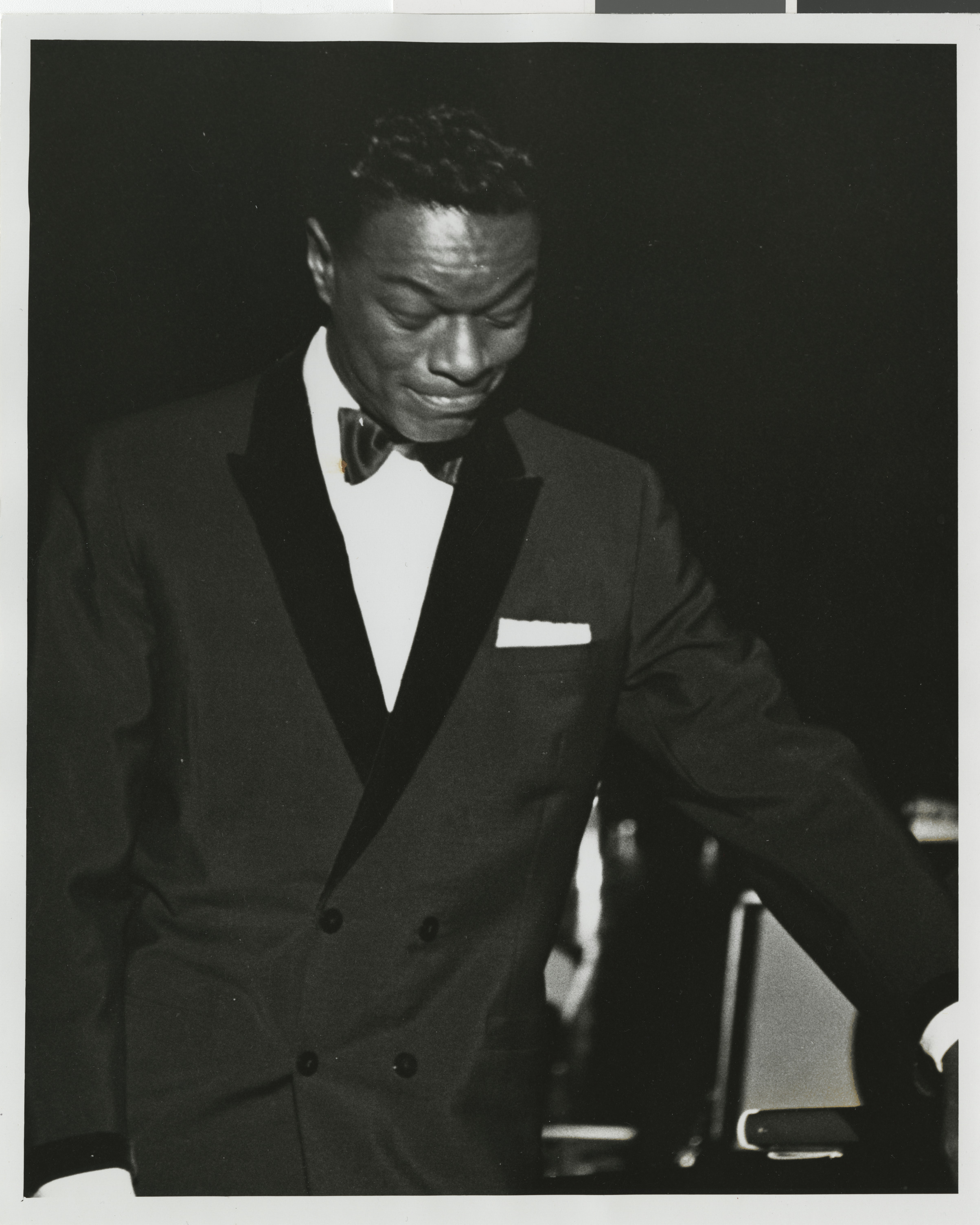 Cole on stage, Image 01