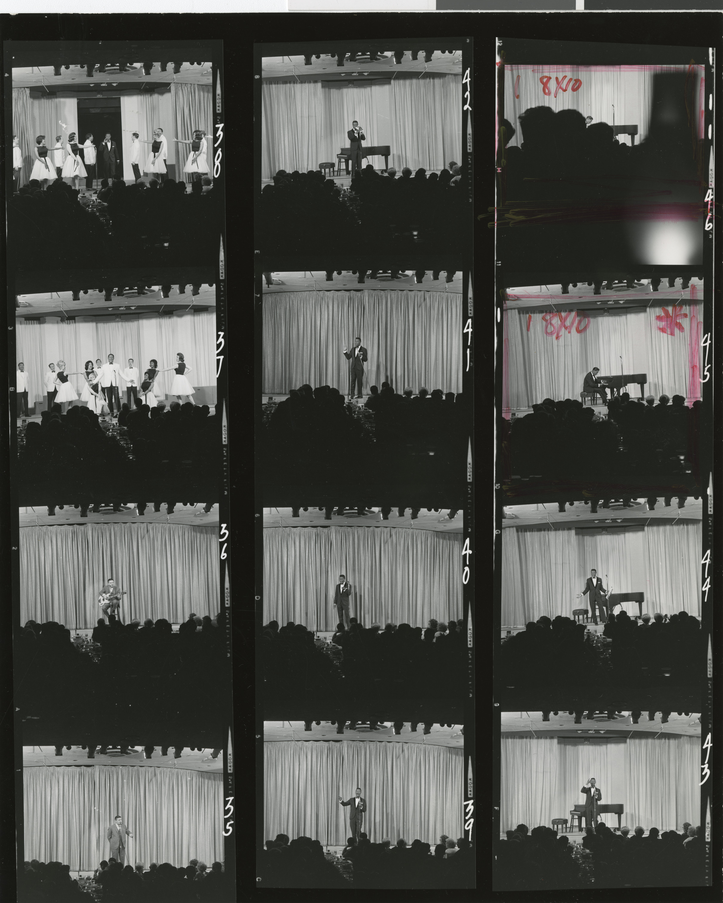 Cole on stage, Image 18