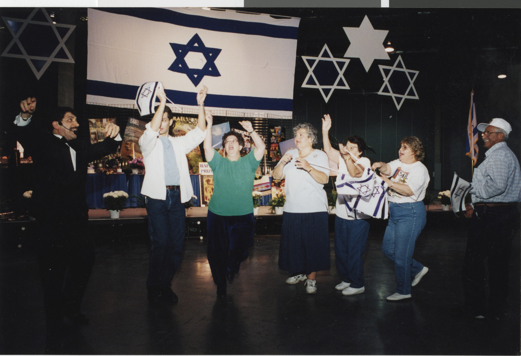 Photograph of event hosted by the Jewish Federation of Las Vegas, 2000s